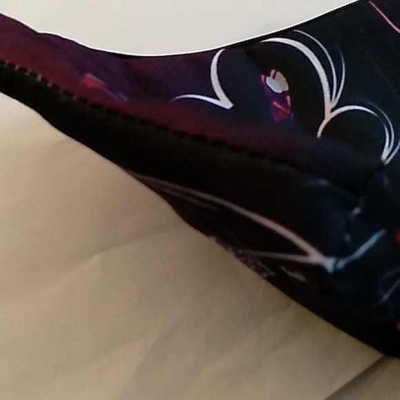 NEW-COSMETIC BAG- 🦋 and Hearts 💕 - Picture 5 of 10